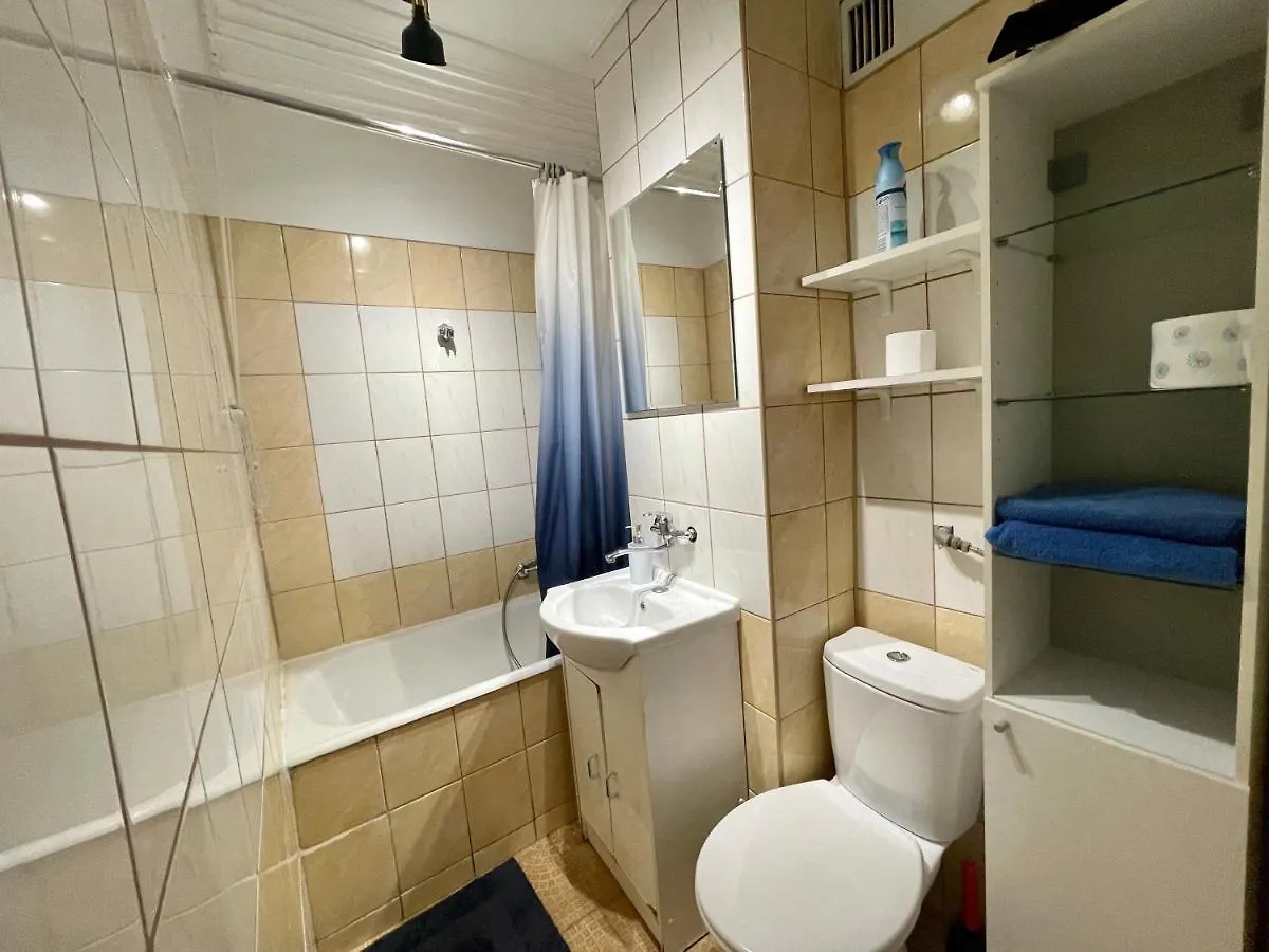 Apartment Blue 3 Metro Wifi 1 Gbs 75'Tv Netflix Disney Hbo Max Appletv Amazon Warsaw