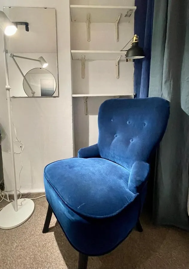 Apartment Blue 3 Metro Wifi 1 Gbs 75'Tv Netflix Disney Hbo Max Appletv Amazon Warsaw Poland