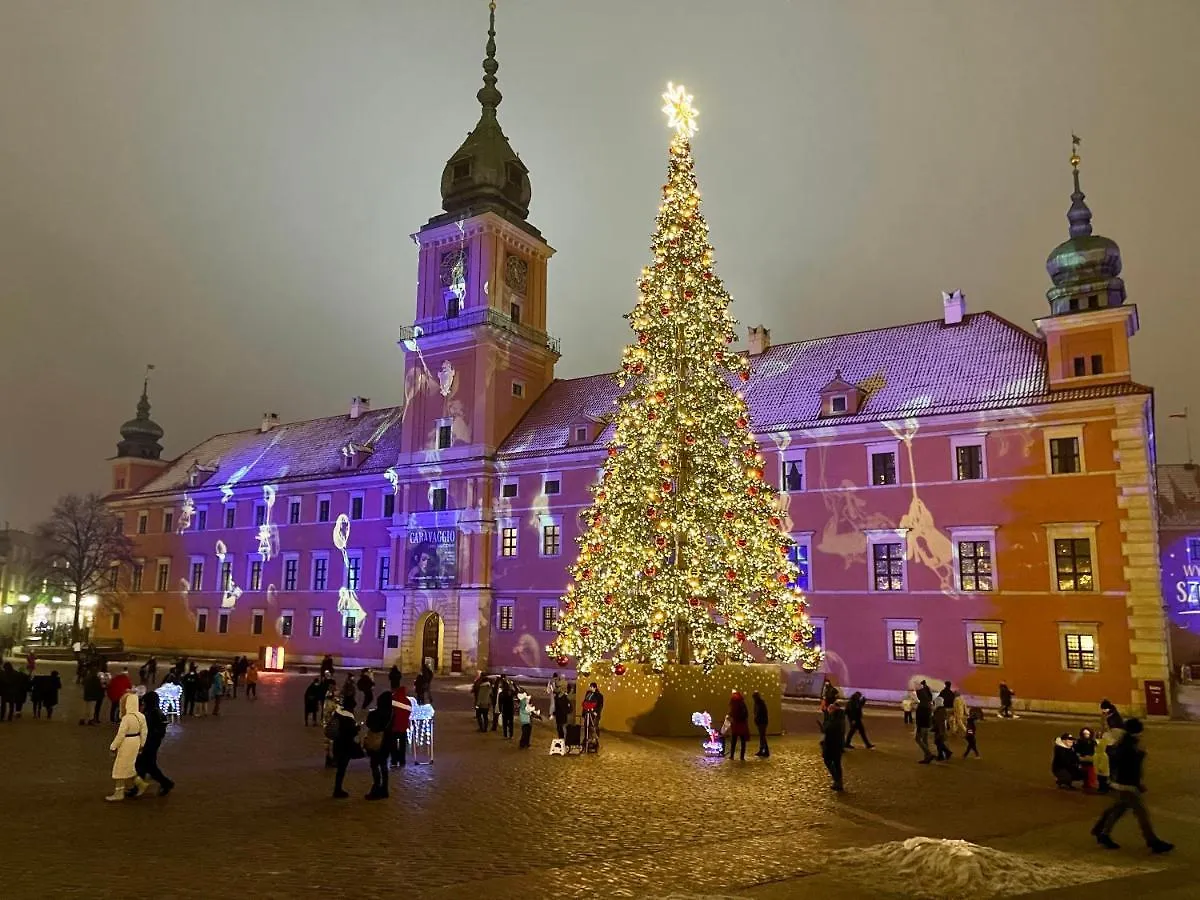 Blue 3 Metro Wifi 1 Gbs 75'Tv Netflix Disney Hbo Max Appletv Amazon Warsaw