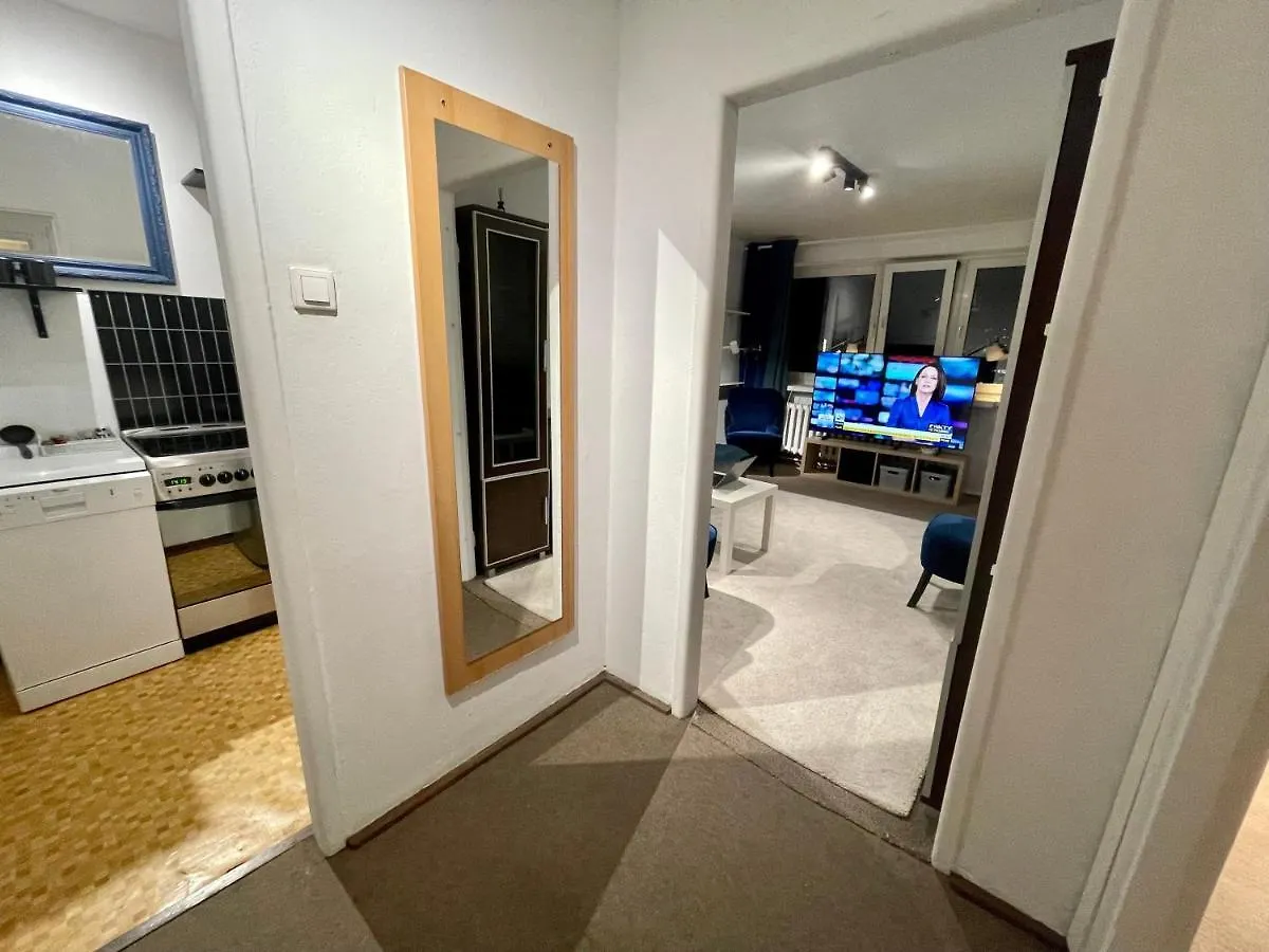 Apartment Blue 3 Metro Wifi 1 Gbs 75'Tv Netflix Disney Hbo Max Appletv Amazon Warsaw