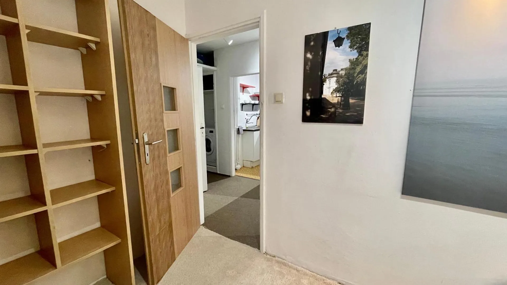Apartment Blue 3 Metro Wifi 1 Gbs 75'Tv Netflix Disney Hbo Max Appletv Amazon Warsaw