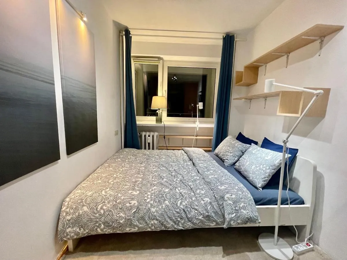Apartment Blue 3 Metro Wifi 1 Gbs 75'Tv Netflix Disney Hbo Max Appletv Amazon Warsaw